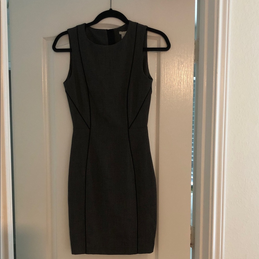 Classic Sleeveless Gray Sheath Dress